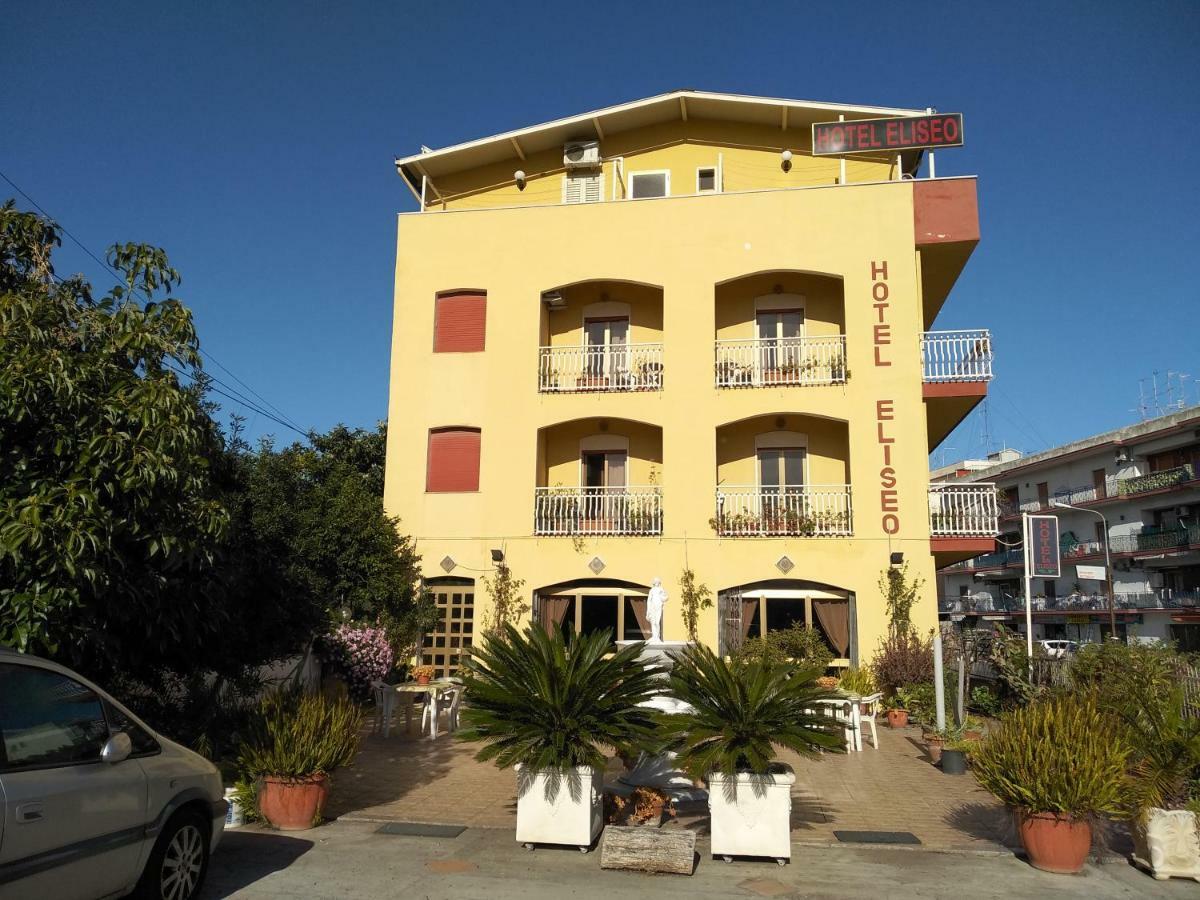 Hotel Eliseo Giardini Naxos Exterior photo